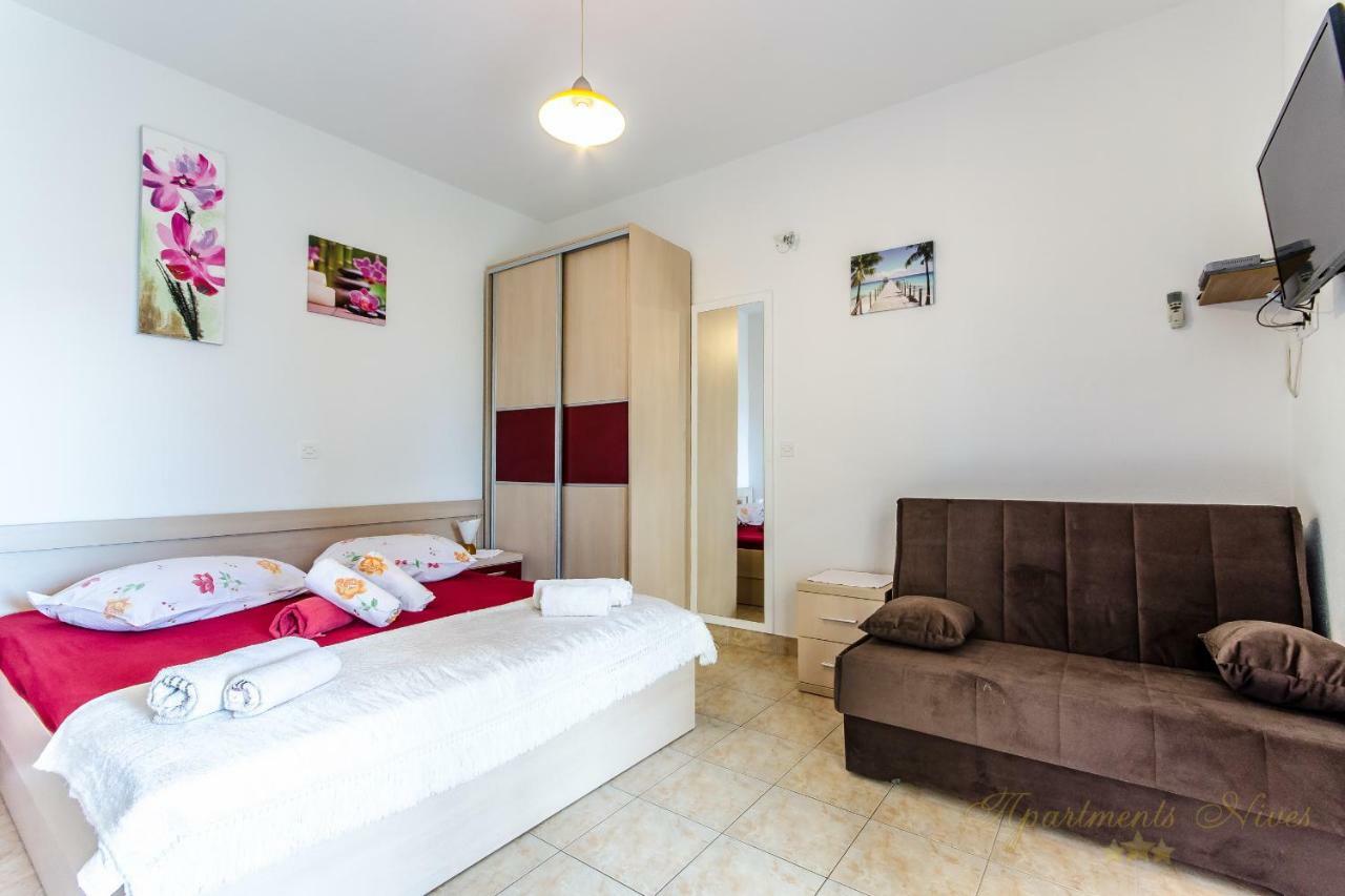 Apartments Nives Suhi Potok Jesenice  Exterior foto